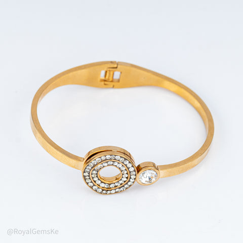 Royal Circle & Solitaire Bangle