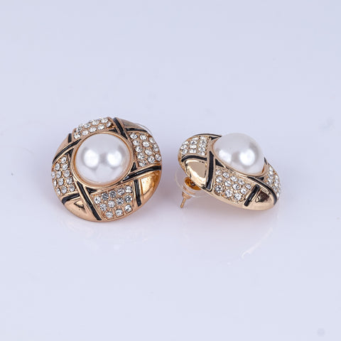 Halo Pearl Stud Earrings