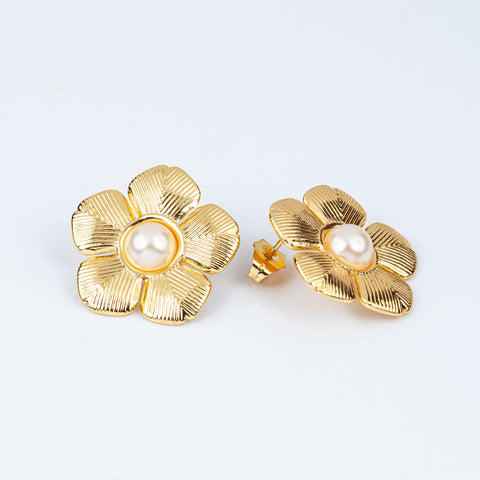 Golden Flora Pearl Button Earrings