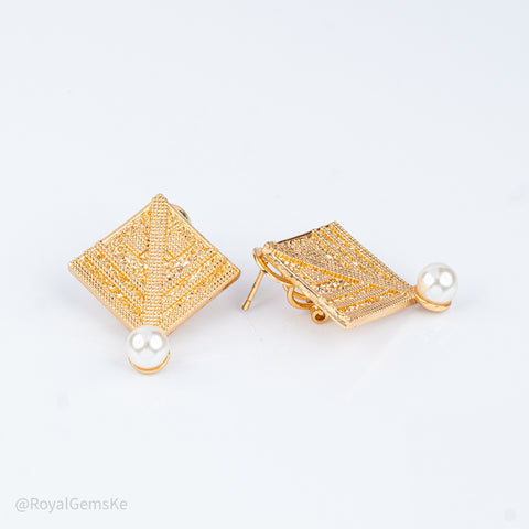 Golden Textured Pyramid Earrings