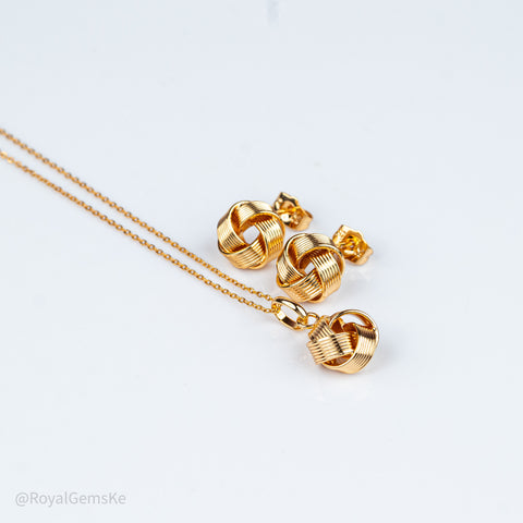 Gilded Filigree Knot Pendant Set