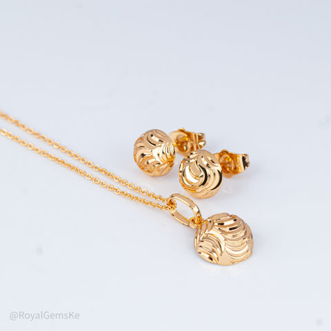 Gilded Swirl Dome Pendant Set