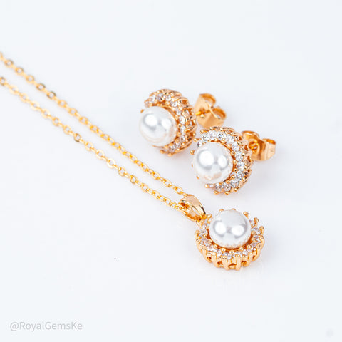 Golden Grace Pearl Pendant Set