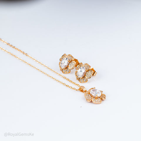 Royal Imperial Solitaire Starburst Set