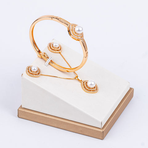 Luxe Pearl Radiance Pendant Set