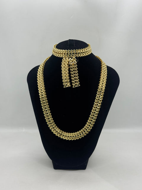 Golden Chevron Link Statement Set