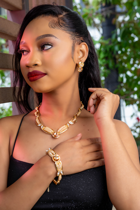 Golden Amber Sovereign Suite