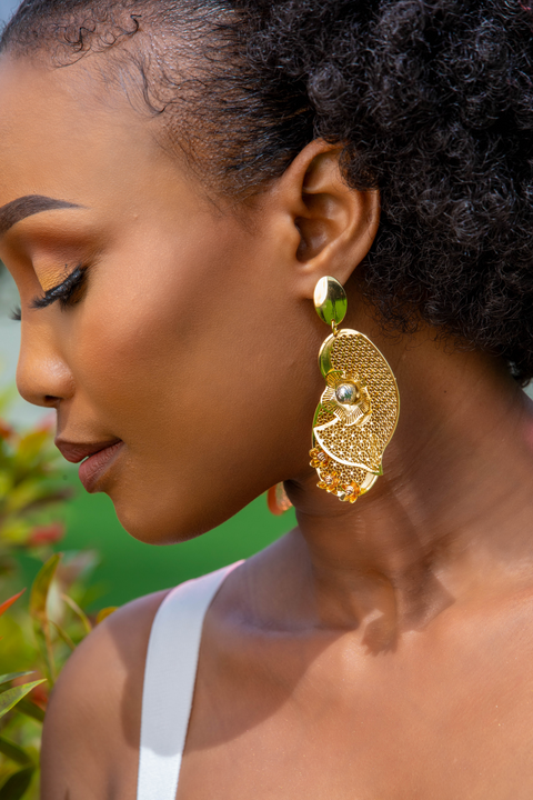 Royal Gilded Lace Seashell Dangles