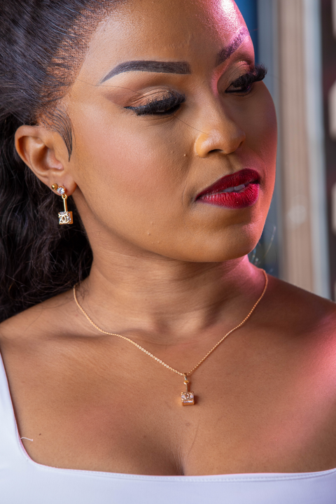 Monogram Muse Crystal Set