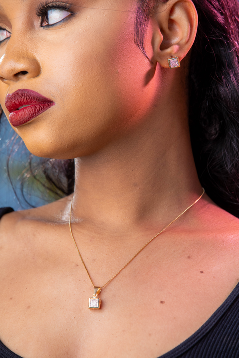 Pristine Square Pendant Set