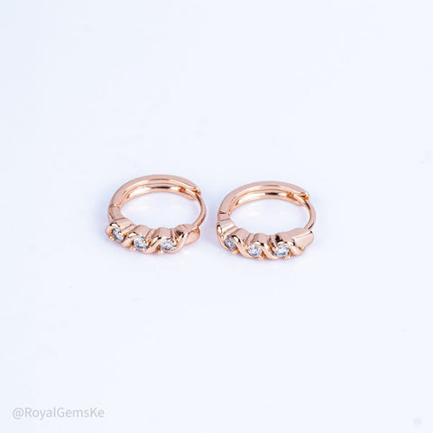 Twisted Diamond Cluster Mini Hoops