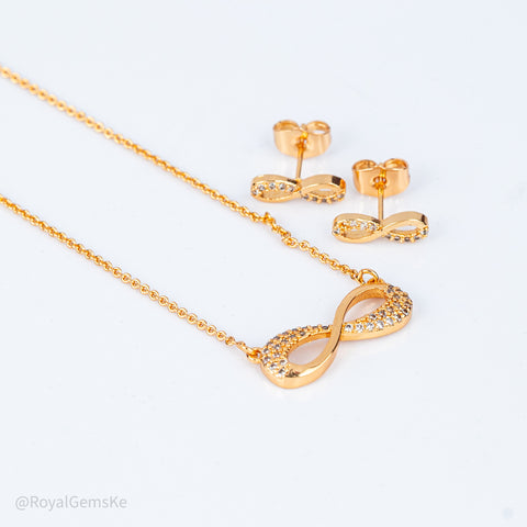Golden Infinite Love Pendant Set
